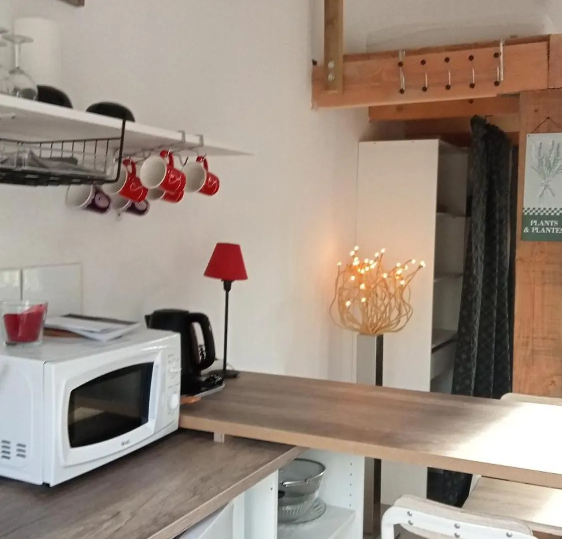L'Oiseau Rieur Apartment Darbres