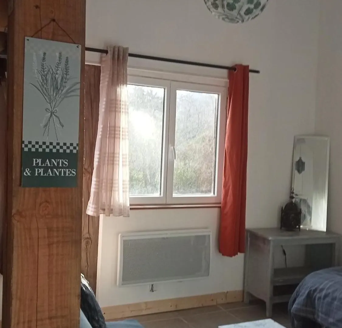 L'Oiseau Rieur Apartment Darbres