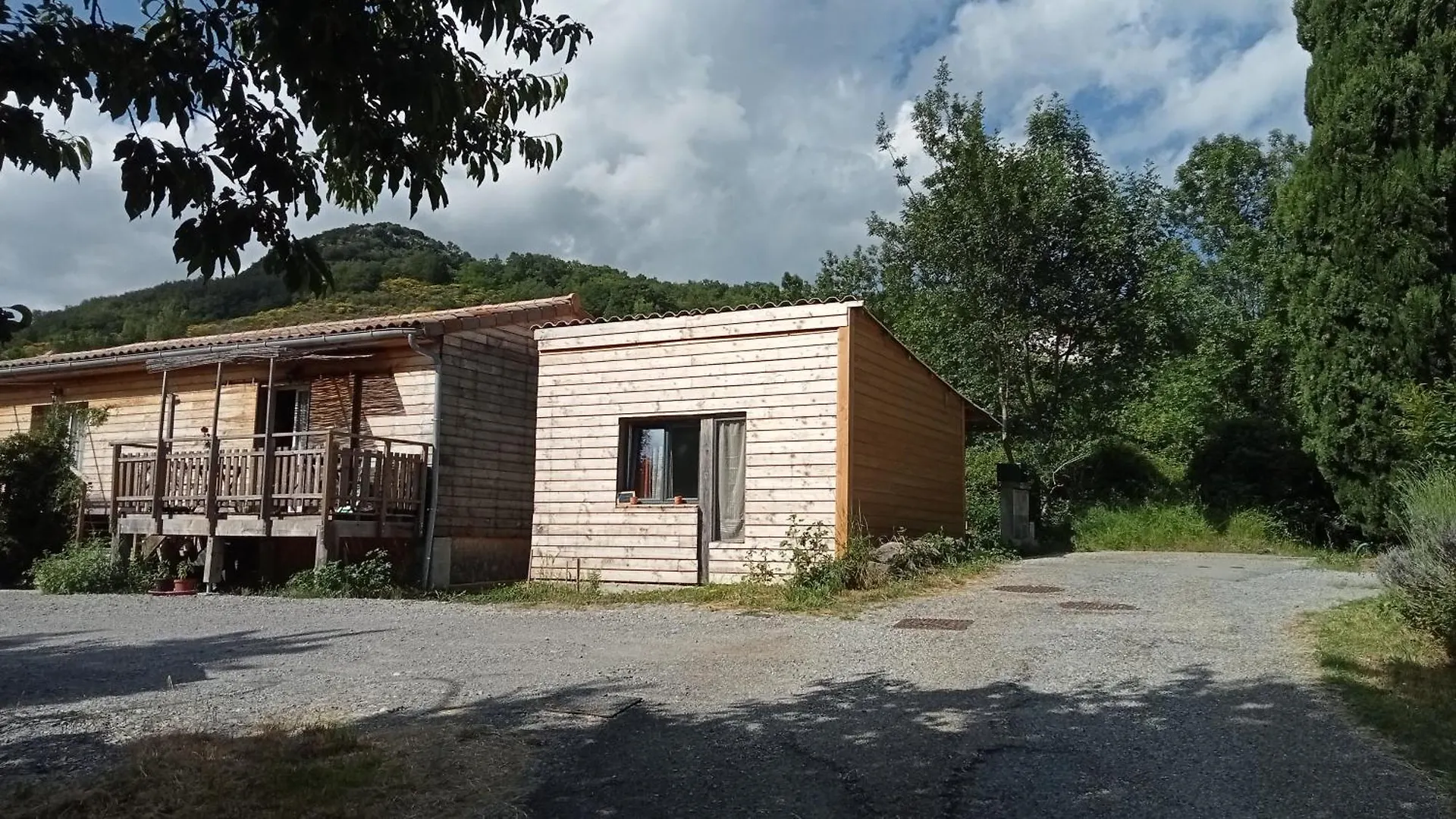 L'Oiseau Rieur Apartment Darbres France